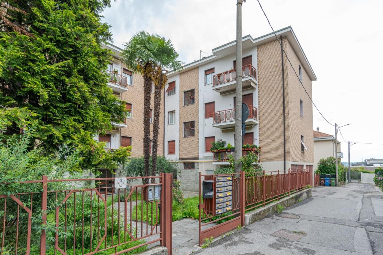 Lovely & Quiet Apartment - With Balcony & Parking Como Eksteriør bilde