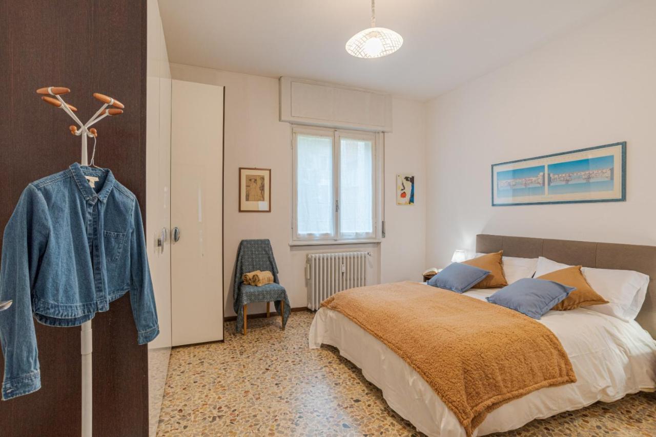 Lovely & Quiet Apartment - With Balcony & Parking Como Eksteriør bilde