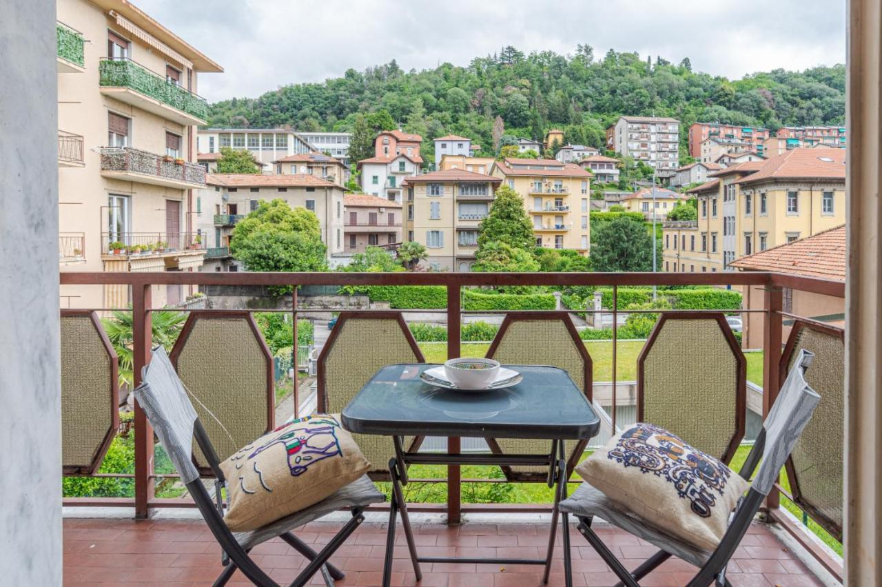 Lovely & Quiet Apartment - With Balcony & Parking Como Eksteriør bilde